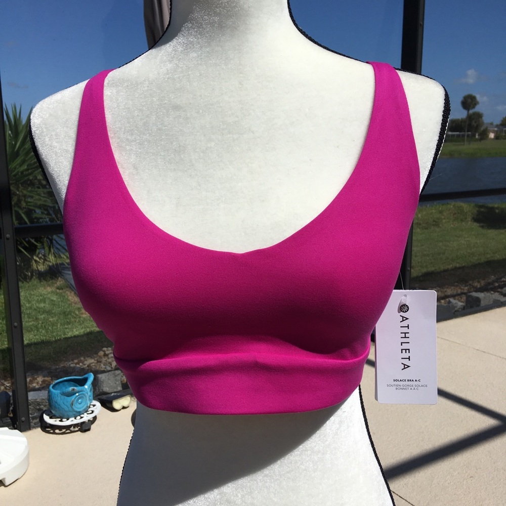 Athleta Scoop Bralette in Vivid Magenta Athleisure Gym Workout M